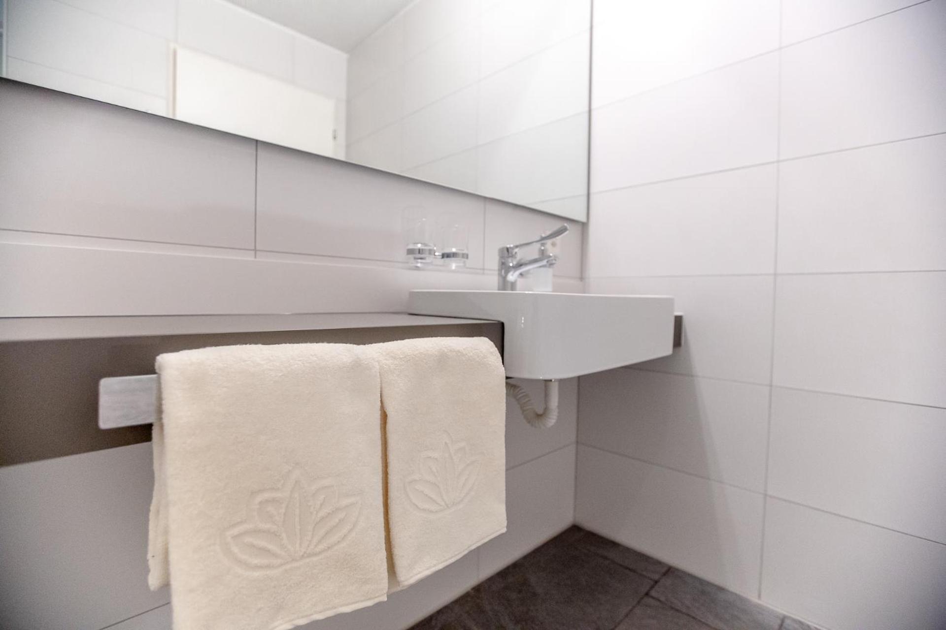 Miralago Locarno Easy Rooms Muralto Rom bilde